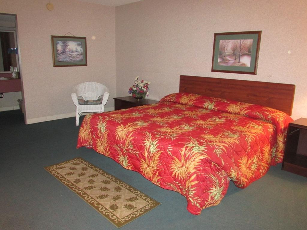 New Valdosta Inn And Suites Номер фото